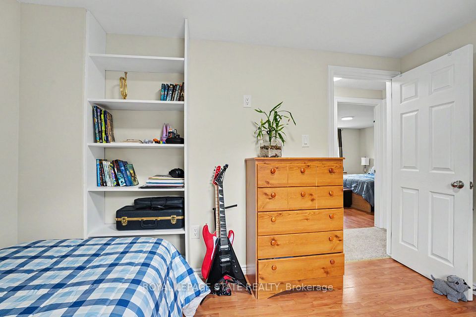103 Glenashton Drive, Hamilton, ON L8G 4E6 21