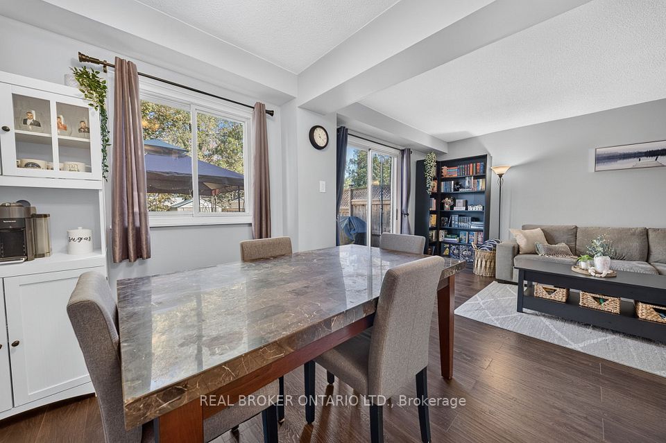 85 Gledhill Crescent, Hamilton, ON L9C 6H3 9