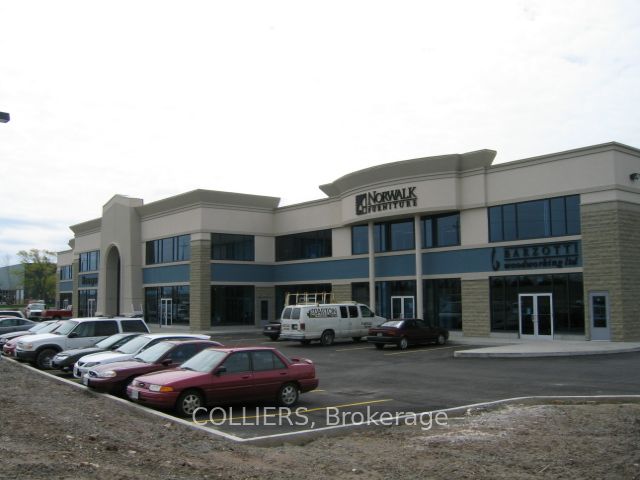 435 McNeilly Road 204, Hamilton, ON L8E 5E3